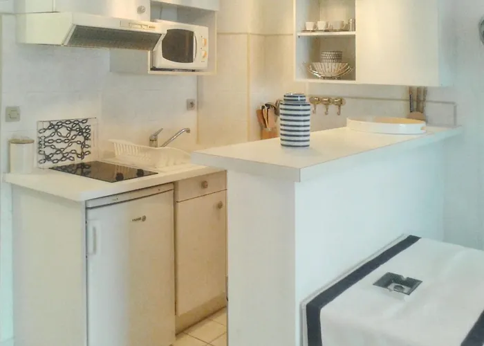 Vue A - 27 M² - Parking Inclus Apartman